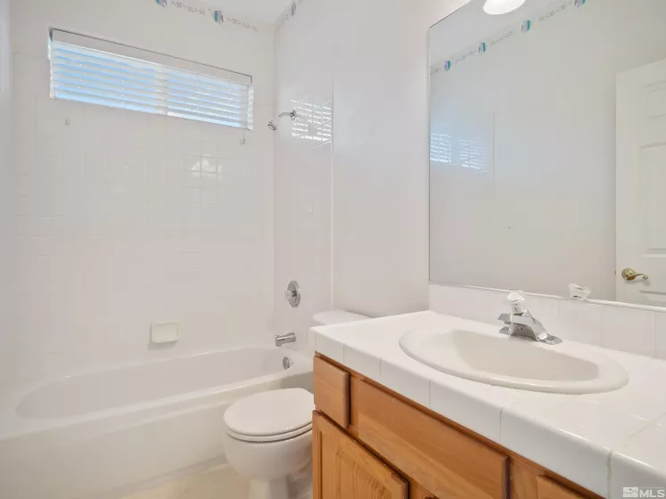 2976 Del Rio, Minden, Nevada 89423, 3 Bedrooms Bedrooms, ,2 BathroomsBathrooms,Residential,Residential,Del Rio,250003526