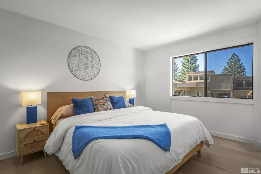 400 Fairview, Incline Village, Nevada 89451, 3 Bedrooms Bedrooms, ,2 BathroomsBathrooms,Residential,Residential,Fairview,250004482