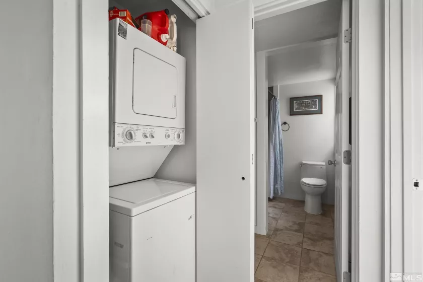 400 Fairview, Incline Village, Nevada 89451, 3 Bedrooms Bedrooms, ,2 BathroomsBathrooms,Residential,Residential,Fairview,250004482