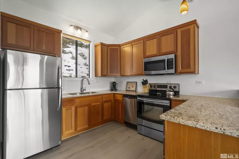 400 Fairview, Incline Village, Nevada 89451, 3 Bedrooms Bedrooms, ,2 BathroomsBathrooms,Residential,Residential,Fairview,250004482