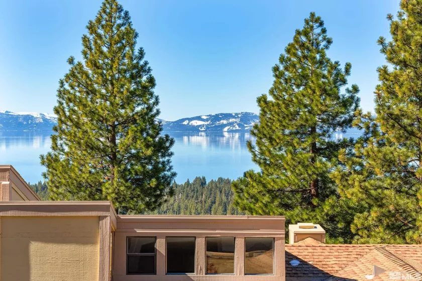 400 Fairview, Incline Village, Nevada 89451, 3 Bedrooms Bedrooms, ,2 BathroomsBathrooms,Residential,Residential,Fairview,250004482