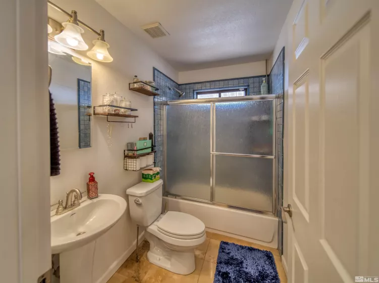 5365 Eastlake, Washoe Valley, Nevada 89704, 5 Bedrooms Bedrooms, ,4 BathroomsBathrooms,Residential,Residential,Eastlake,250006114