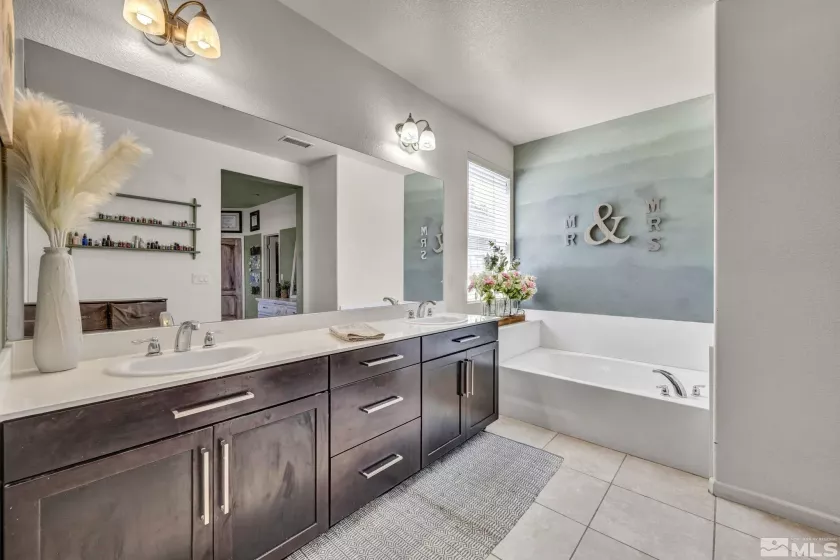 2923 Brachetto, Sparks, Nevada 89434, 3 Bedrooms Bedrooms, ,3 BathroomsBathrooms,Residential,Residential,Brachetto,250006081