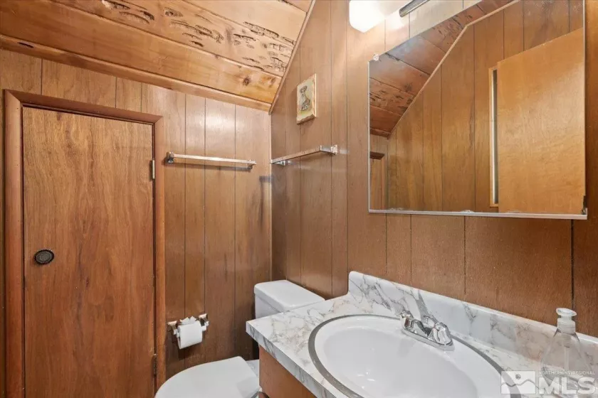 592 Douglas, Incline Village, Nevada 89451, 4 Bedrooms Bedrooms, ,3 BathroomsBathrooms,Residential,Residential,Douglas,250006076