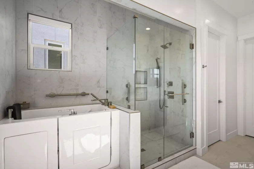 1537 Golf Club, Reno, Nevada 89519, 3 Bedrooms Bedrooms, ,4 BathroomsBathrooms,Residential,Residential,Golf Club,250006121
