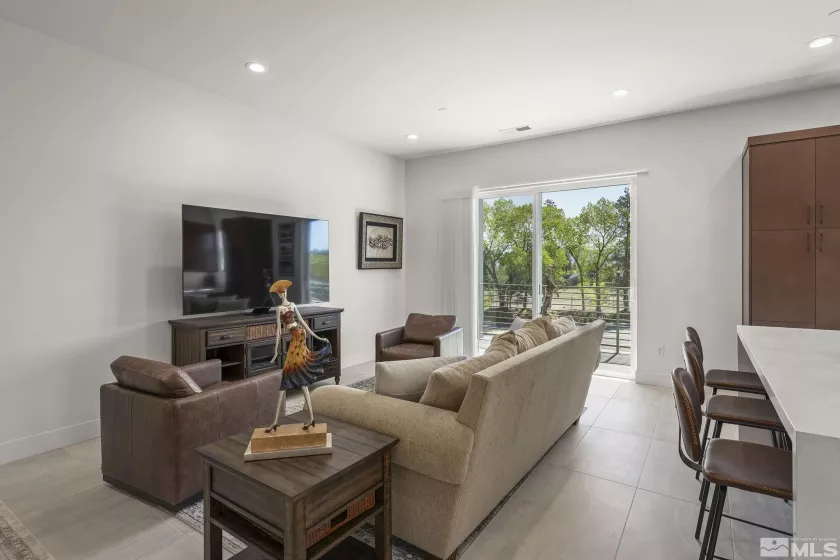 1537 Golf Club, Reno, Nevada 89519, 3 Bedrooms Bedrooms, ,4 BathroomsBathrooms,Residential,Residential,Golf Club,250006121