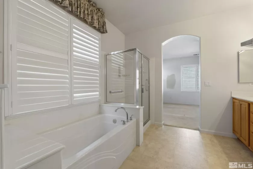 10568 Iron Point, Reno, Nevada 89521, 3 Bedrooms Bedrooms, ,3 BathroomsBathrooms,Residential,Residential,Iron Point,250006120