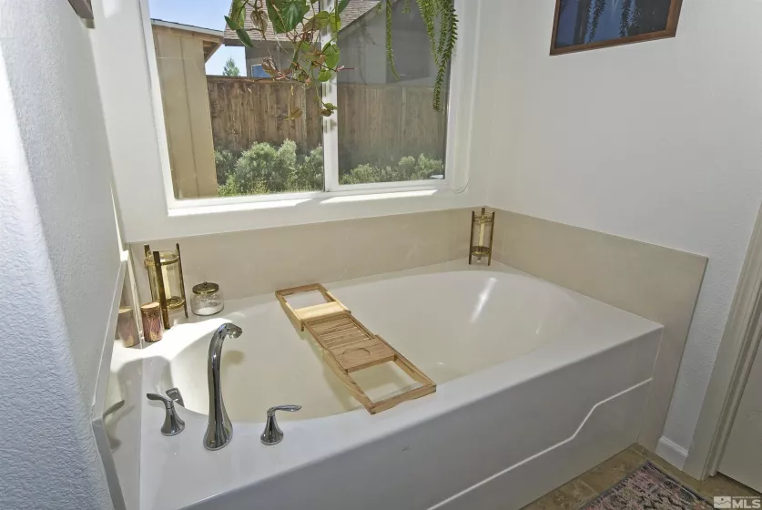 145 Horizon, Sparks, Nevada 89441, 4 Bedrooms Bedrooms, ,3 BathroomsBathrooms,Residential,Residential,Horizon,250006172
