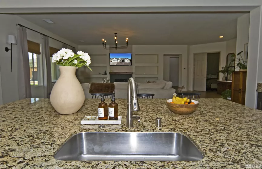 145 Horizon, Sparks, Nevada 89441, 4 Bedrooms Bedrooms, ,3 BathroomsBathrooms,Residential,Residential,Horizon,250006172