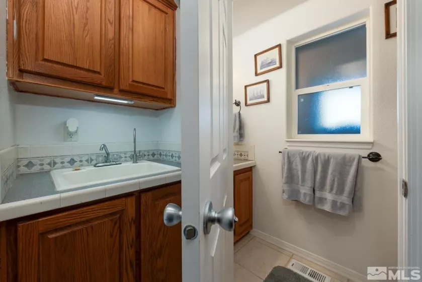 3701 SR Hwy 208, Wellington, Nevada 89444, 5 Bedrooms Bedrooms, ,5 BathroomsBathrooms,Residential,Residential,SR Hwy 208,250002928