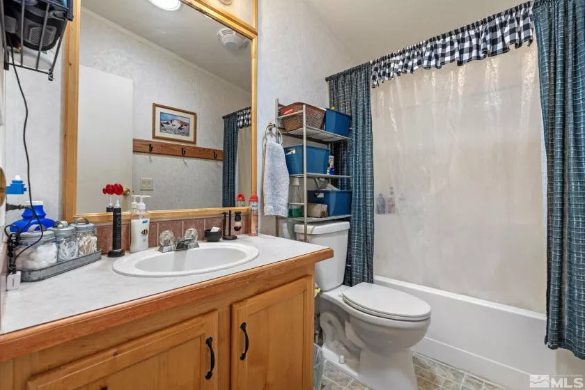 16 Ludington, Yerington, Nevada 89447, 3 Bedrooms Bedrooms, ,2 BathroomsBathrooms,Residential,Residential,Ludington,250004592