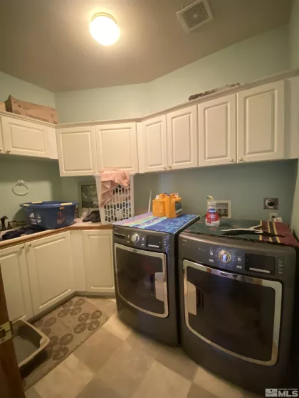 686 Castle, Winnemucca, Nevada 89445, 3 Bedrooms Bedrooms, ,2 BathroomsBathrooms,Residential,Residential,Castle,250004451