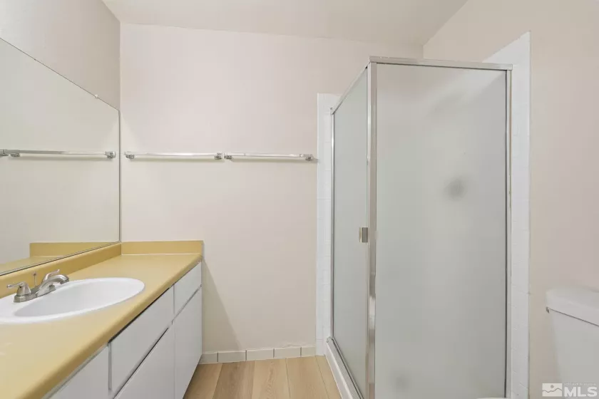 2955 Lakeside, Reno, Nevada 89509, 2 Bedrooms Bedrooms, ,2 BathroomsBathrooms,Residential,Residential,Lakeside,240015657