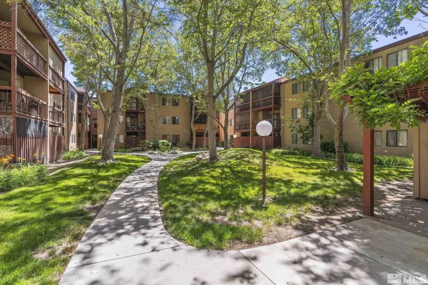 2955 Lakeside, Reno, Nevada 89509, 2 Bedrooms Bedrooms, ,2 BathroomsBathrooms,Residential,Residential,Lakeside,240015657