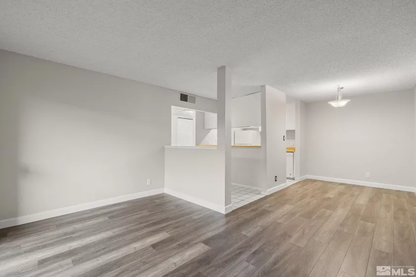 2955 Lakeside, Reno, Nevada 89509, 2 Bedrooms Bedrooms, ,2 BathroomsBathrooms,Residential,Residential,Lakeside,240015657