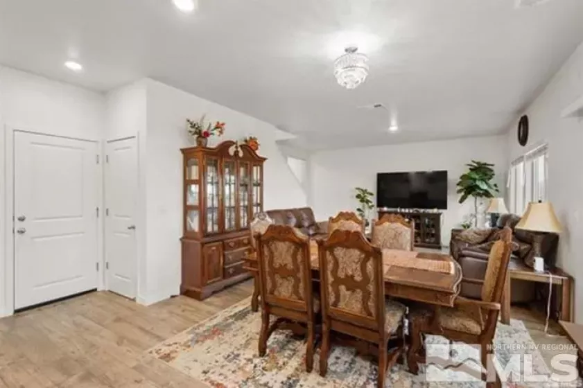 9113 Sturgeon Moon, Reno, Nevada 89506, 4 Bedrooms Bedrooms, ,3 BathroomsBathrooms,Residential,Residential,Sturgeon Moon,250006137