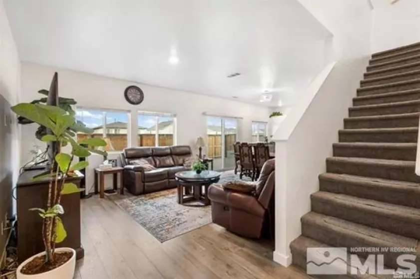 9113 Sturgeon Moon, Reno, Nevada 89506, 4 Bedrooms Bedrooms, ,3 BathroomsBathrooms,Residential,Residential,Sturgeon Moon,250006137