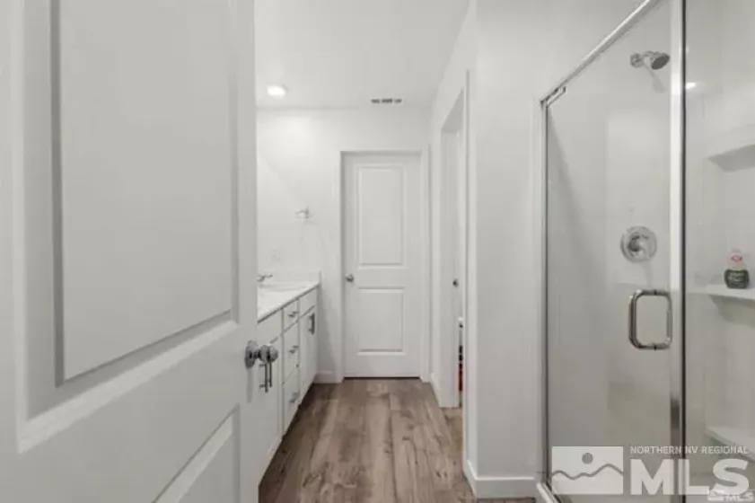 9113 Sturgeon Moon, Reno, Nevada 89506, 4 Bedrooms Bedrooms, ,3 BathroomsBathrooms,Residential,Residential,Sturgeon Moon,250006137