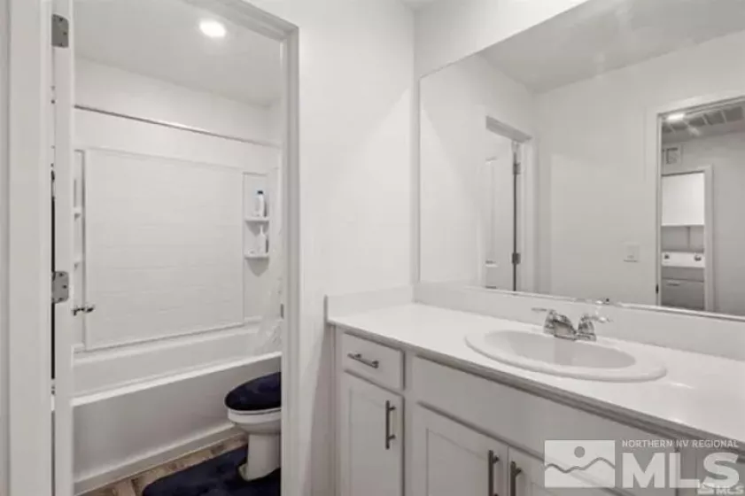 9113 Sturgeon Moon, Reno, Nevada 89506, 4 Bedrooms Bedrooms, ,3 BathroomsBathrooms,Residential,Residential,Sturgeon Moon,250006137