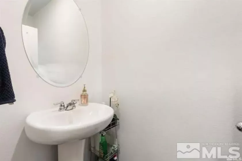 9113 Sturgeon Moon, Reno, Nevada 89506, 4 Bedrooms Bedrooms, ,3 BathroomsBathrooms,Residential,Residential,Sturgeon Moon,250006137