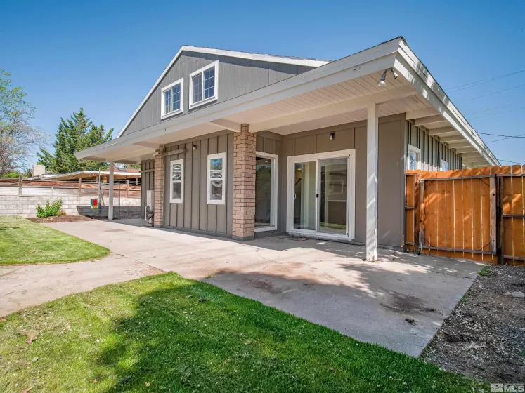 1701 Hunter, Reno, Nevada 89509, 4 Bedrooms Bedrooms, ,3 BathroomsBathrooms,Residential,Residential,Hunter,250006143