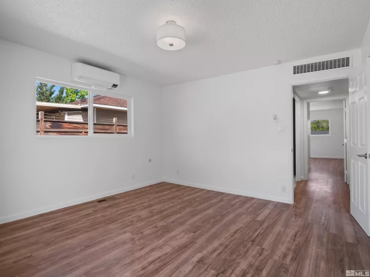 1701 Hunter, Reno, Nevada 89509, 4 Bedrooms Bedrooms, ,3 BathroomsBathrooms,Residential,Residential,Hunter,250006143