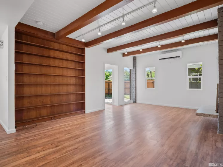 1701 Hunter, Reno, Nevada 89509, 4 Bedrooms Bedrooms, ,3 BathroomsBathrooms,Residential,Residential,Hunter,250006143