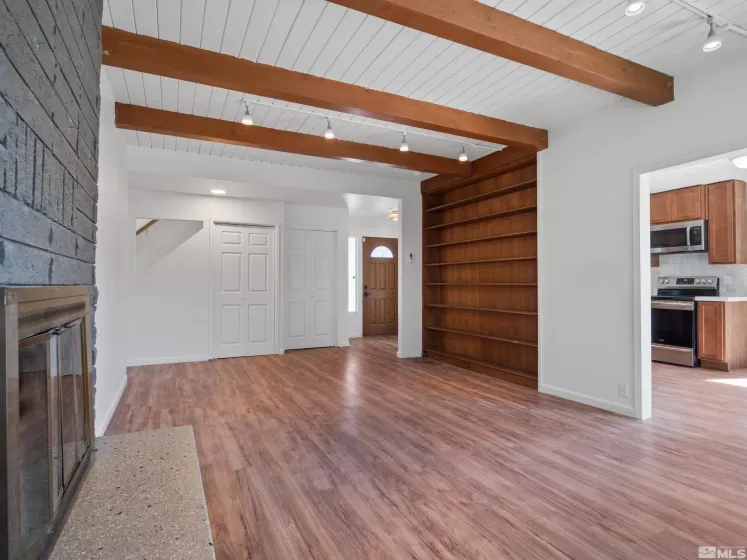 1701 Hunter, Reno, Nevada 89509, 4 Bedrooms Bedrooms, ,3 BathroomsBathrooms,Residential,Residential,Hunter,250006143