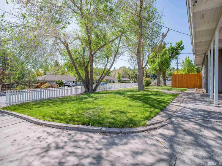 1701 Hunter, Reno, Nevada 89509, 4 Bedrooms Bedrooms, ,3 BathroomsBathrooms,Residential,Residential,Hunter,250006143