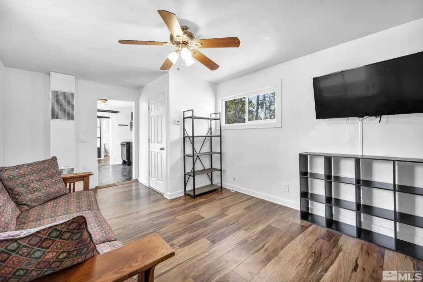 355 Wells, Reno, Nevada 89502, 2 Bedrooms Bedrooms, ,2 BathroomsBathrooms,Residential,Residential,Wells,250006144