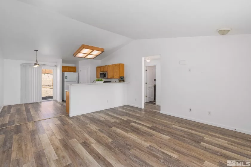 1552 Reese River, Fernley, Nevada 89408, 3 Bedrooms Bedrooms, ,2 BathroomsBathrooms,Residential,Residential,Reese River,250001570