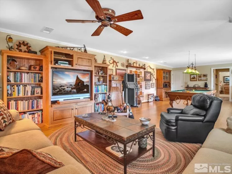 2034 Comstock, Gardnerville, Nevada 89410, 3 Bedrooms Bedrooms, ,4 BathroomsBathrooms,Residential,Residential,Comstock,240010392