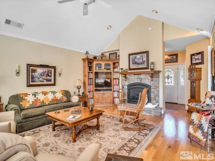 2034 Comstock, Gardnerville, Nevada 89410, 3 Bedrooms Bedrooms, ,4 BathroomsBathrooms,Residential,Residential,Comstock,240010392