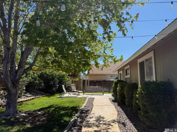 980 Sunview, Carson City, Nevada 89705, 3 Bedrooms Bedrooms, ,2 BathroomsBathrooms,Residential,Residential,Sunview,250006154