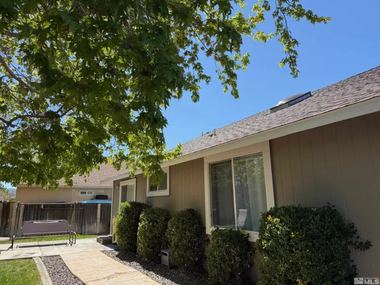 980 Sunview, Carson City, Nevada 89705, 3 Bedrooms Bedrooms, ,2 BathroomsBathrooms,Residential,Residential,Sunview,250006154