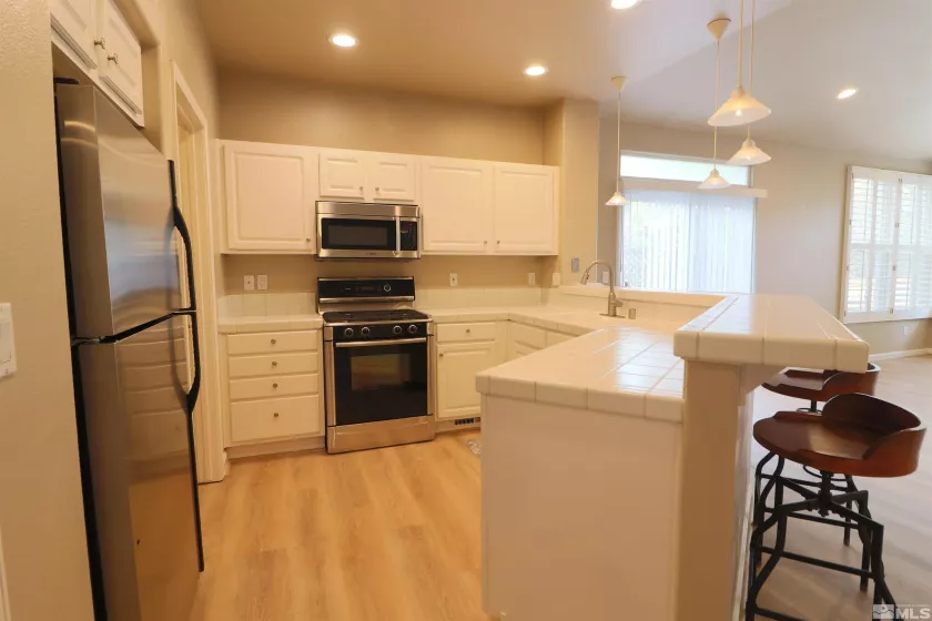 690 Caughlin, Reno, Nevada 89519, 2 Bedrooms Bedrooms, ,2 BathroomsBathrooms,Residential Lease,Manufactured,Caughlin,250006163