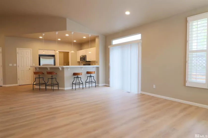 690 Caughlin, Reno, Nevada 89519, 2 Bedrooms Bedrooms, ,2 BathroomsBathrooms,Residential Lease,Manufactured,Caughlin,250006163