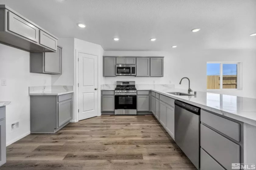 3288 Hadley, Fernley, Nevada 89408, 3 Bedrooms Bedrooms, ,2 BathroomsBathrooms,Residential,Residential,Hadley,250003331