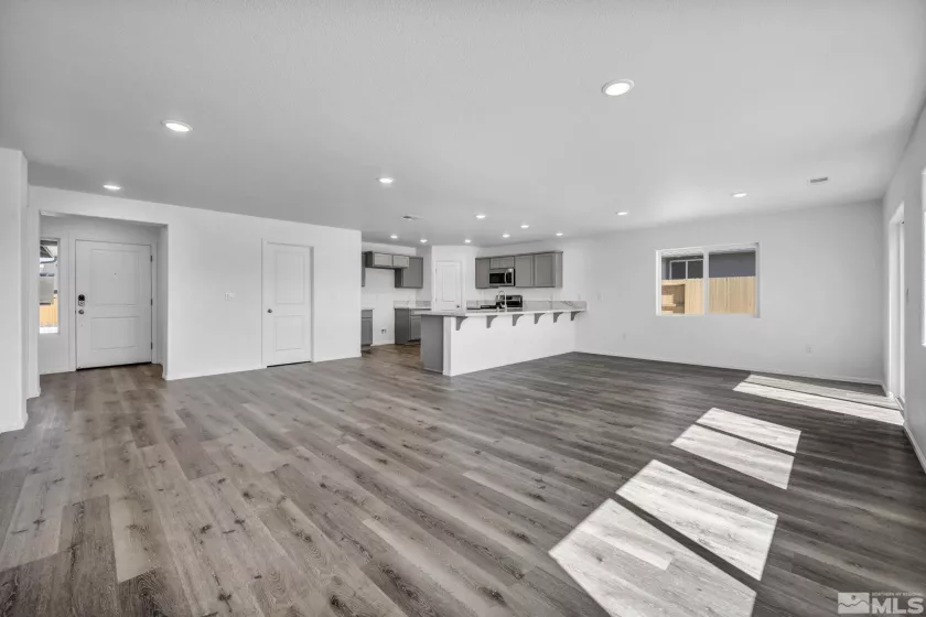 3288 Hadley, Fernley, Nevada 89408, 3 Bedrooms Bedrooms, ,2 BathroomsBathrooms,Residential,Residential,Hadley,250003331