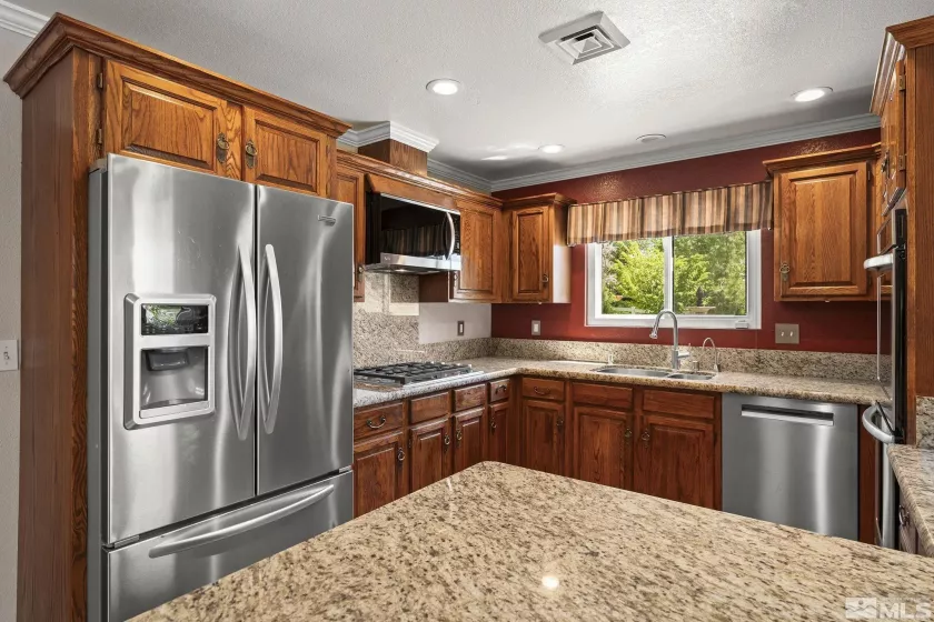 930 Spanish Springs, Sparks, Nevada 89434, 5 Bedrooms Bedrooms, ,9 BathroomsBathrooms,Residential,Residential,Spanish Springs,250006171