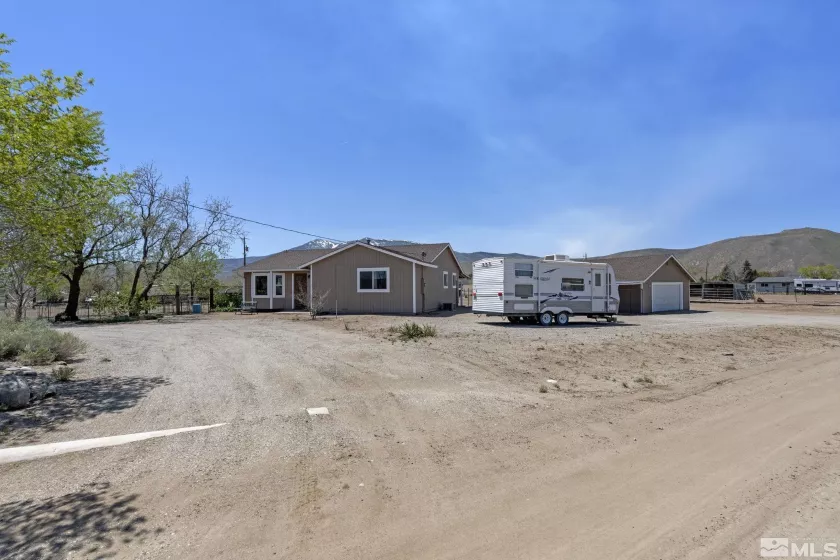 10605 Osage, Reno, Nevada 89508, 3 Bedrooms Bedrooms, ,2 BathroomsBathrooms,Residential,Residential,Osage,250006174
