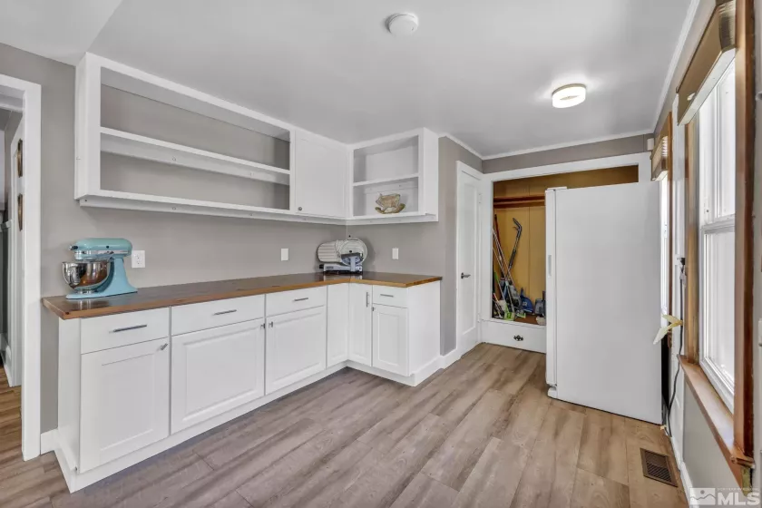 1558 First, Minden, Nevada 89423, 3 Bedrooms Bedrooms, ,3 BathroomsBathrooms,Residential,Residential,First,250006176
