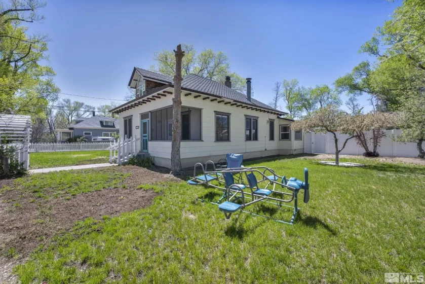 1558 First, Minden, Nevada 89423, 3 Bedrooms Bedrooms, ,3 BathroomsBathrooms,Residential,Residential,First,250006176