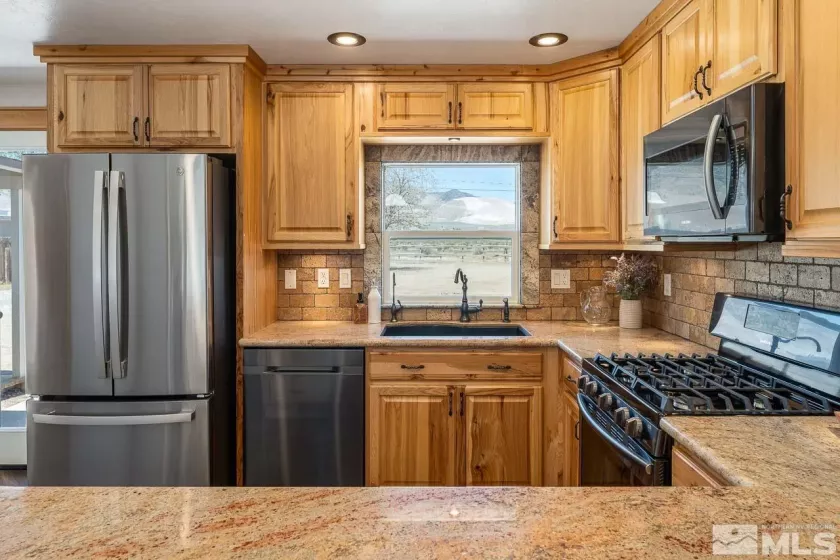 215 Ring, Dayton, Nevada 89403, 2 Bedrooms Bedrooms, ,2 BathroomsBathrooms,Residential,Residential,Ring,250006175