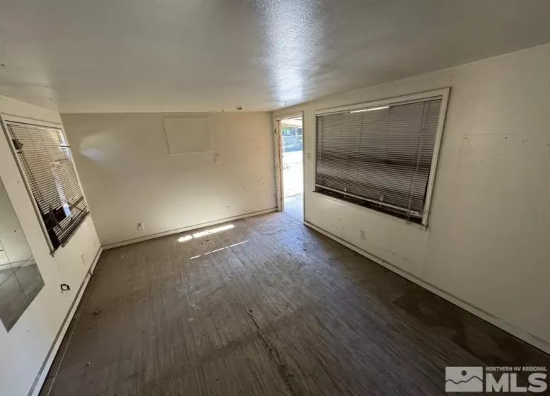 400 4th, Sparks, Nevada 89431, ,Residential Income,Residential,4th,250006177
