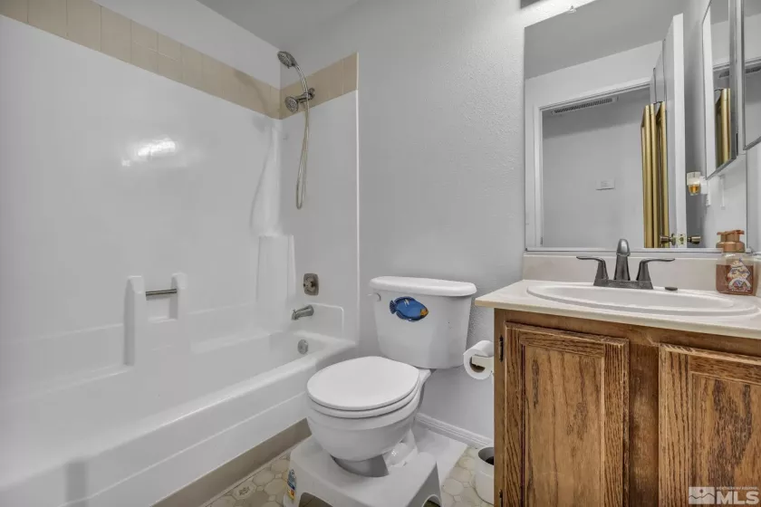 3846 Belvedere, Reno, Nevada 89503, 3 Bedrooms Bedrooms, ,2 BathroomsBathrooms,Residential,Residential,Belvedere,250006181