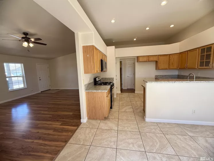 387 Colorado, Fallon, Nevada 89406, 3 Bedrooms Bedrooms, ,2 BathroomsBathrooms,Residential,Residential,Colorado,250006184
