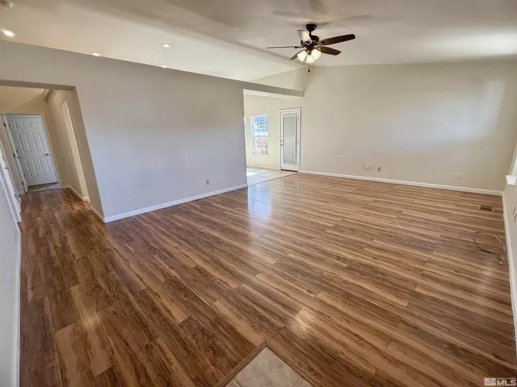 387 Colorado, Fallon, Nevada 89406, 3 Bedrooms Bedrooms, ,2 BathroomsBathrooms,Residential,Residential,Colorado,250006184