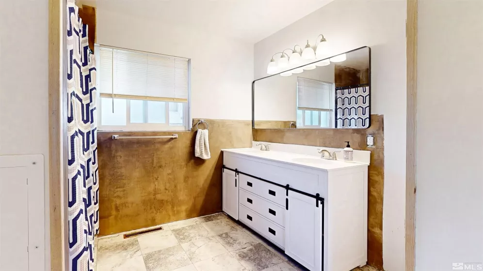 100 Pleasant, Winnemucca, Nevada 89445, 5 Bedrooms Bedrooms, ,2 BathroomsBathrooms,Residential,Residential,Pleasant,250006182