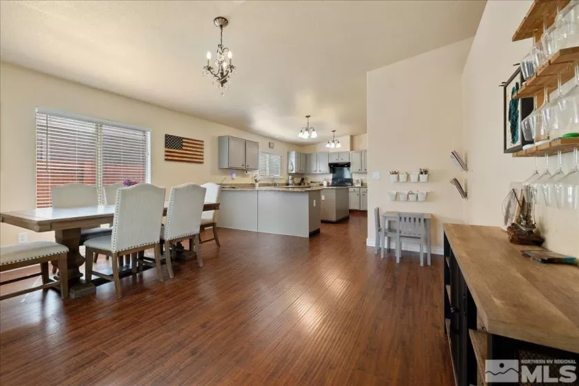 17357 Bear Lake, Reno, Nevada 89508, 3 Bedrooms Bedrooms, ,2 BathroomsBathrooms,Residential,Residential,Bear Lake,250006185